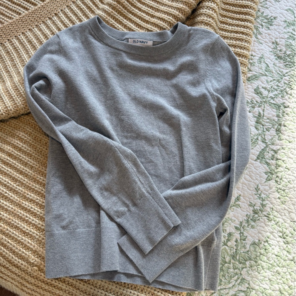 Old Navy Heather Gray Pullover